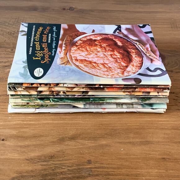 Good Housekeeping Vtg Cookbooks Paperback Lot 9 Recipes MCM - Picture 15 of 16